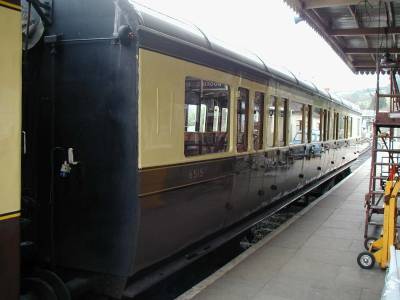 GWR Brake Third 6515 in Buckfastleigh platform