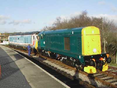 50 002 at Totnes 03 Jan 2005