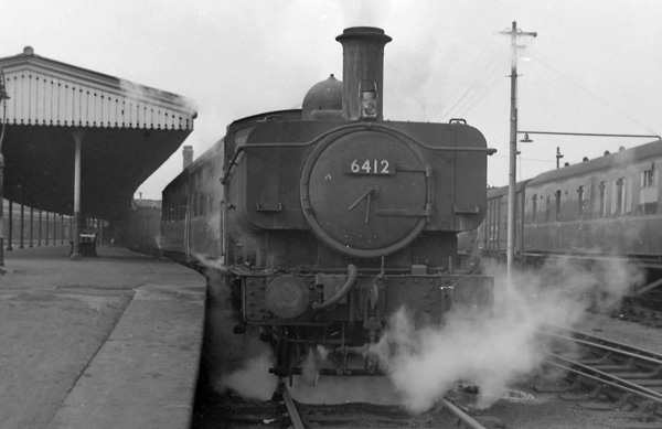 6412 at Gloucester Central