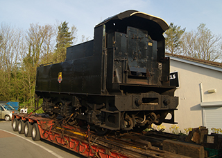 46521 tender on trailer