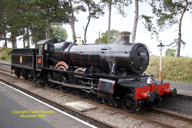 7820 Dinmore Manor at Cheltenham Racecourse