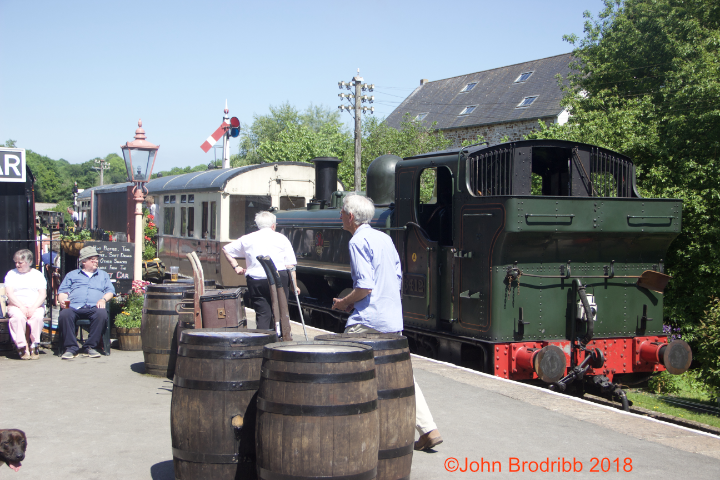 6412 with auto 163 at Staverton