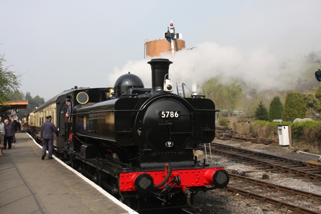 5786 resplendent in BR Black