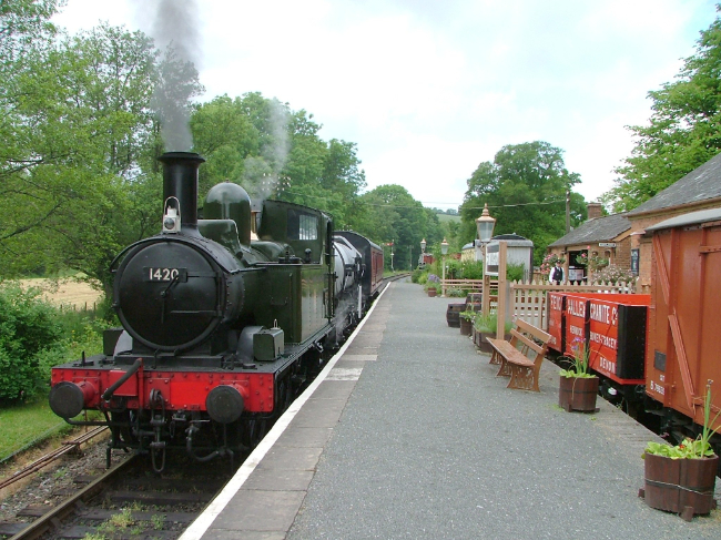 GWR 0-4-2T 1420 at Staverton with Milk train