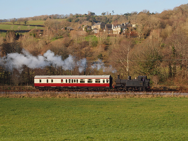 1450 trundles along Stretchford straight